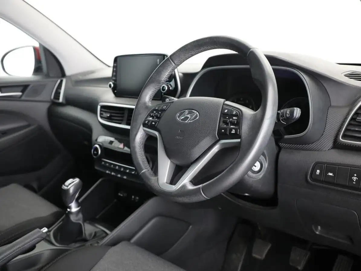 2019-hyundai-tucson-16-gdi-se-nav-big-26