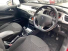 2010-citroen-ds3-16-dstyle-small-12