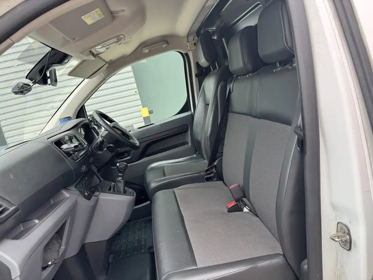 2021-vauxhall-vivaro-20td-3100-l1h1-dynamic-120pseu6dt-big-13
