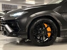 2023-lamborghini-urus-40-no-trim-small-9