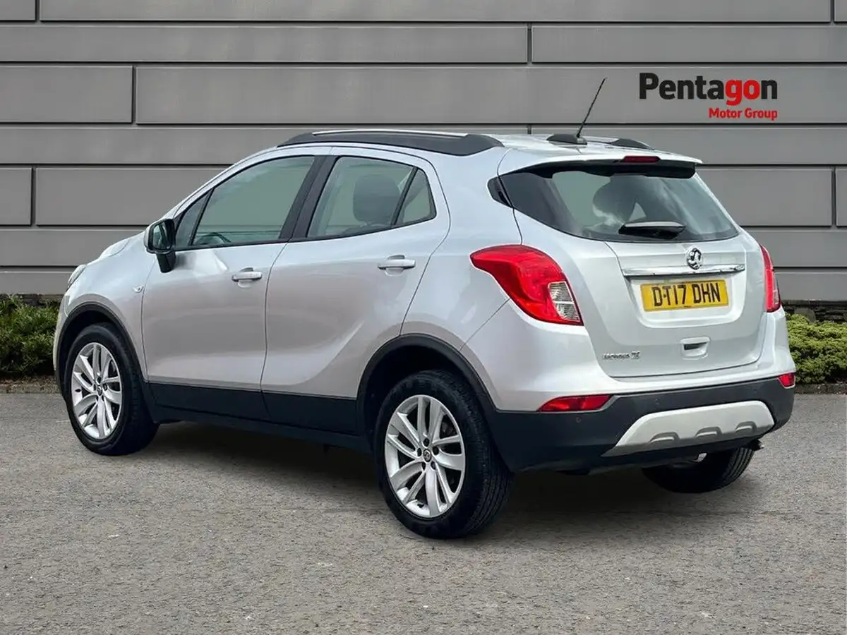 2017-vauxhall-mokka-x-16-design-nav-big-1