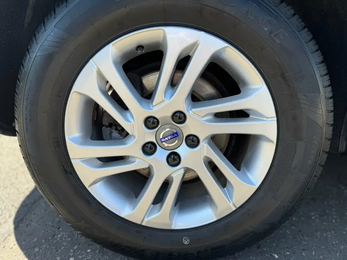 2017-volvo-xc60-20td-d4-se-geartronic-big-26