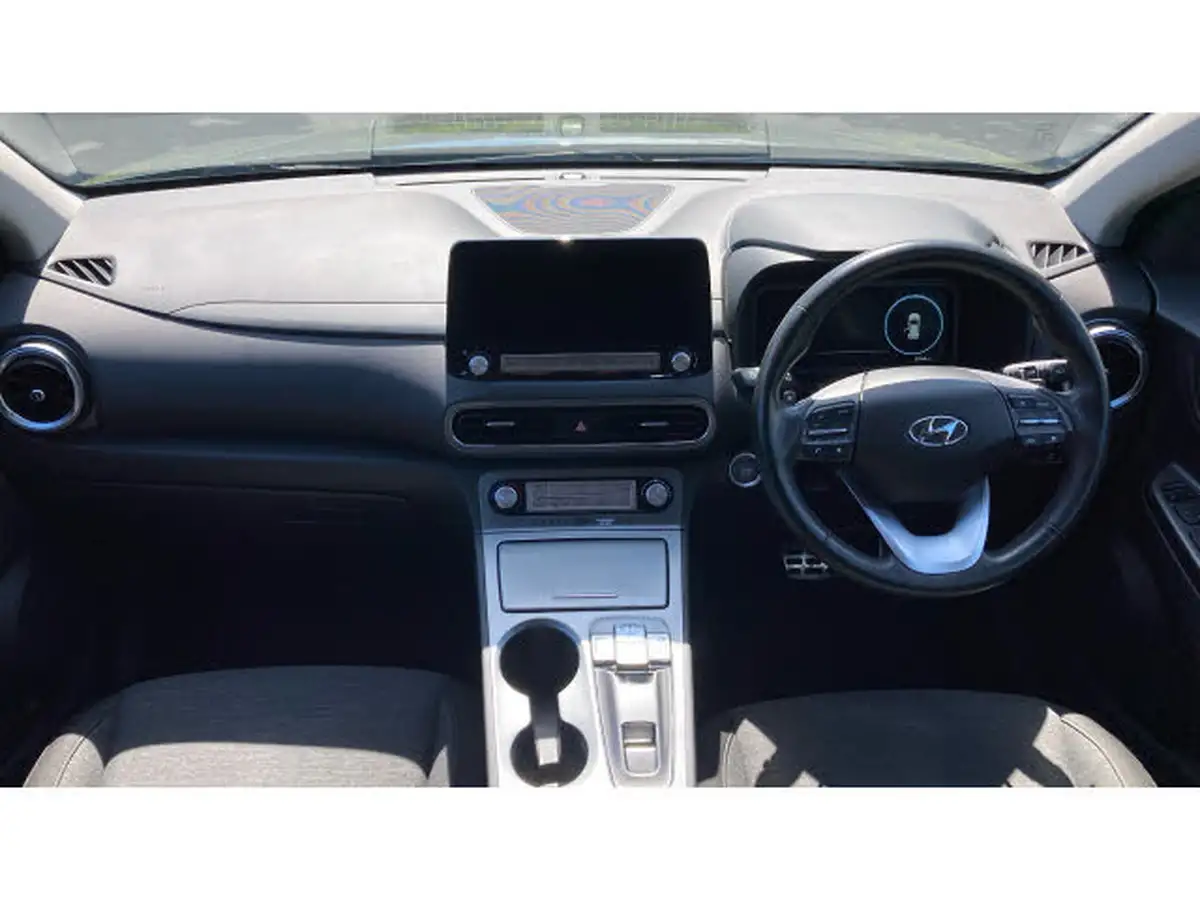 2022-hyundai-kona-e-premium-204ps-64kwh-7kw-obc-big-9