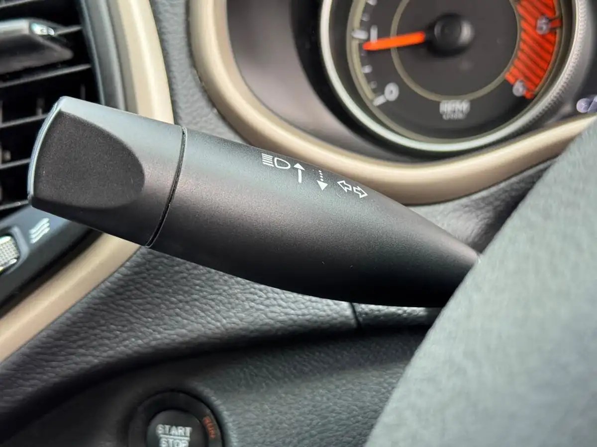 2016-jeep-cherokee-22multijet-ii-limited-ss-big-52