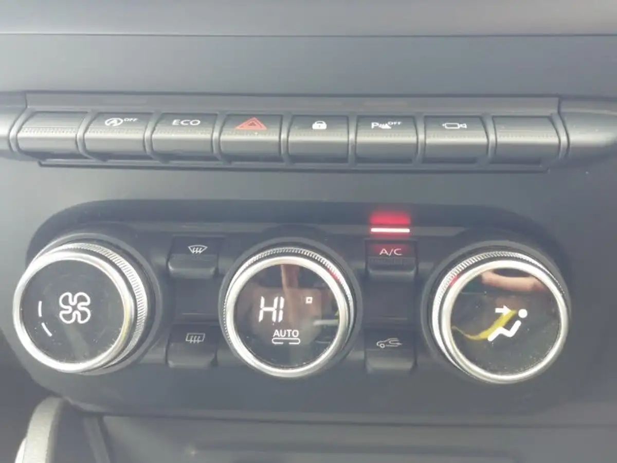 2022-dacia-duster-13-tce-extreme-se-150bhp-edc-big-18