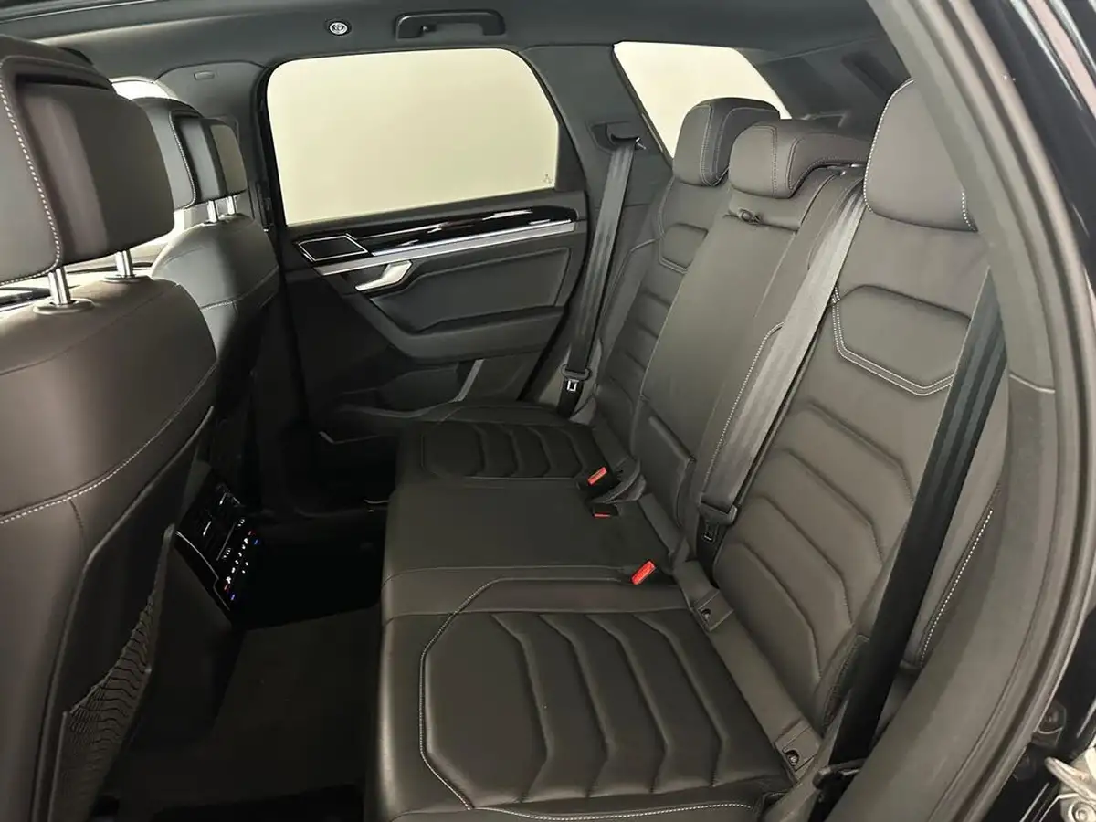 2020-volkswagen-touareg-30tdi-black-edition-286ps-big-8