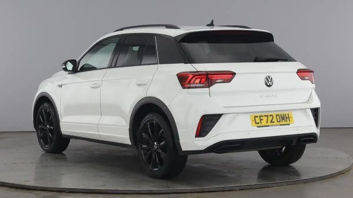 2022-volkswagen-t-roc-15-tsi-r-line-hatchback-5d-big-2