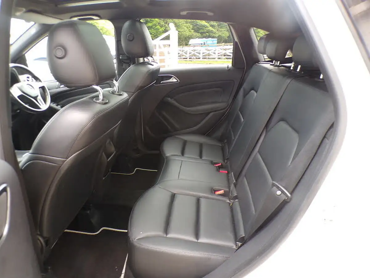 2012-mercedes-benz-b-class-18td-b200-sport-136bhp-blueefficiency-7g-dct-big-15