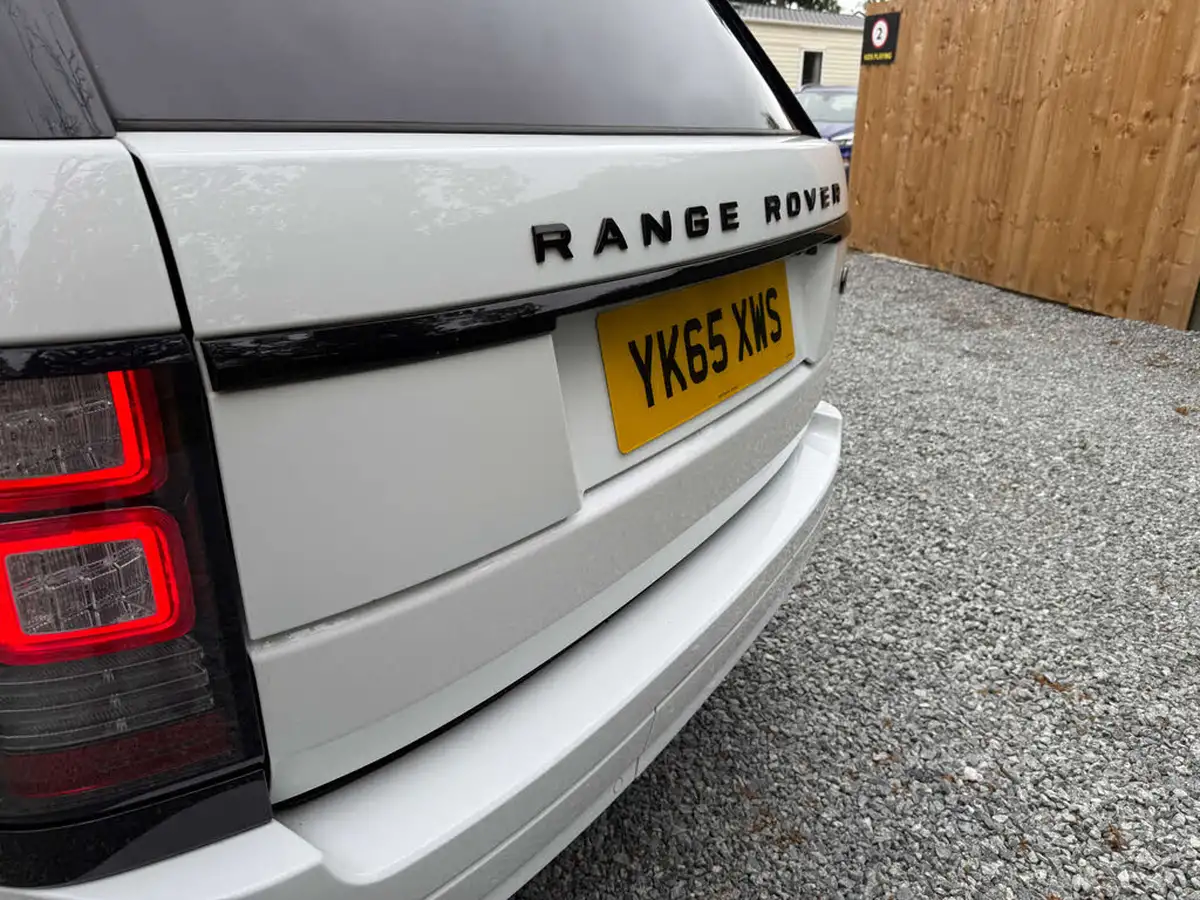 2015-land-rover-range-rover-30tdv6-vogue-big-31