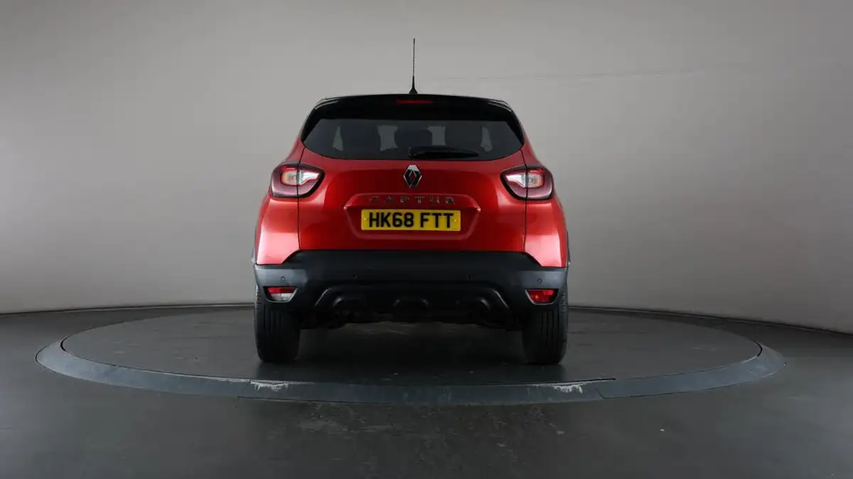 2019-renault-captur-09-tce-iconic-big-24