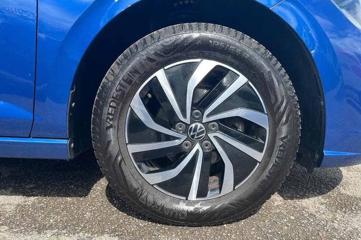 2022-volkswagen-polo-10-tsi-life-big-7