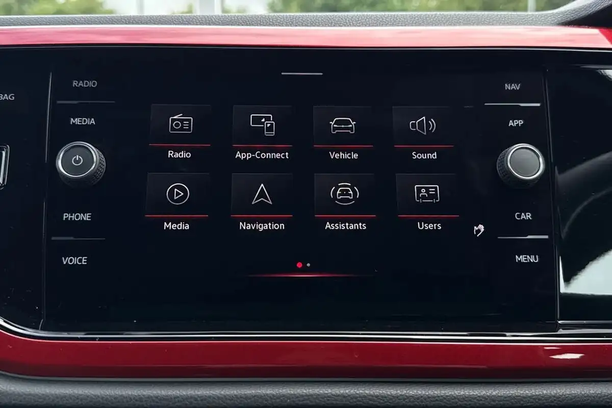 2023-volkswagen-polo-20-tsi-gti-big-16