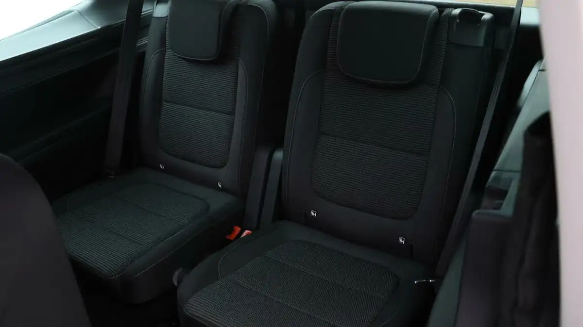 2020-volkswagen-sharan-14-tsi-se-nav-big-20