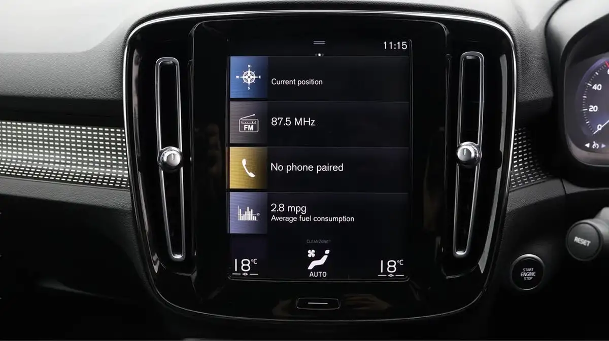 2021-volvo-xc40-15-t3-r-design-161bhp-big-11