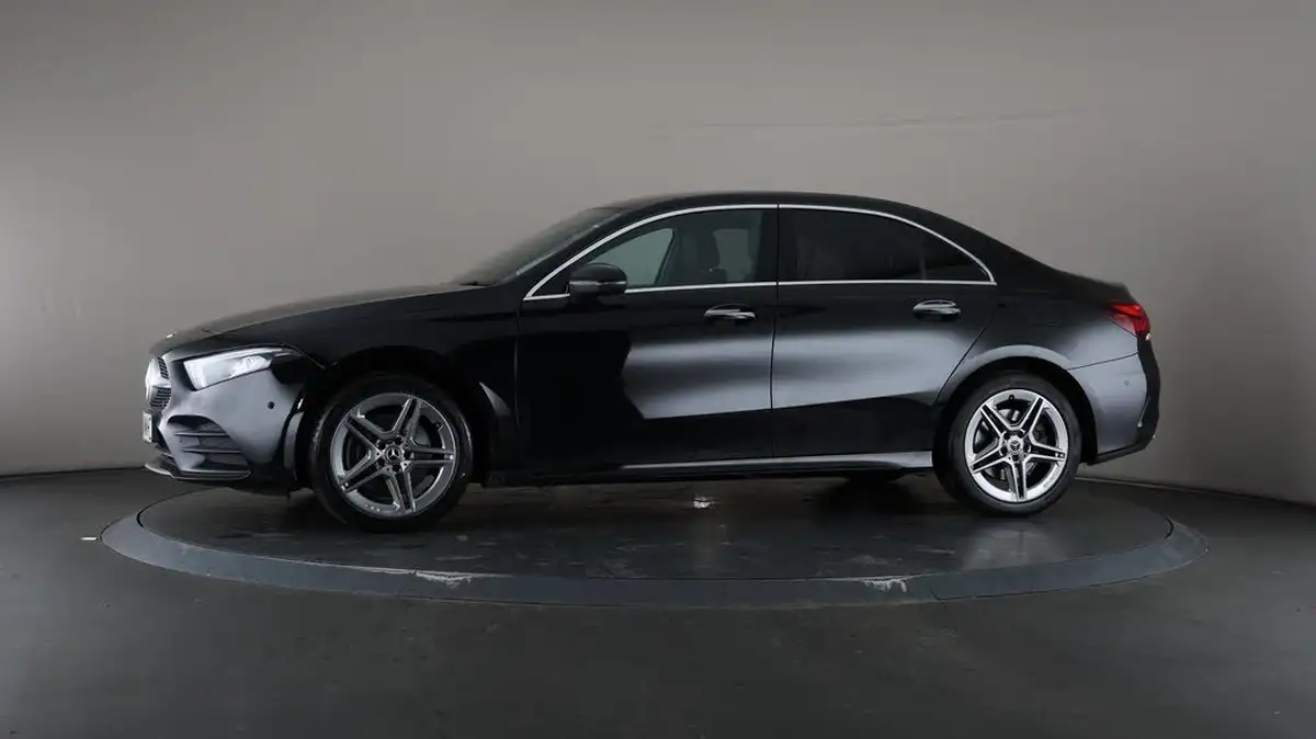 2020-mercedes-benz-a-class-13-a250e-amg-line-premium-saloon-4d-big-33