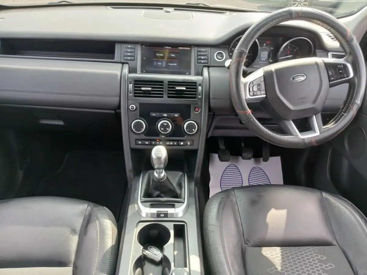 2017-land-rover-discovery-sport-20td4-pure-edition-big-14