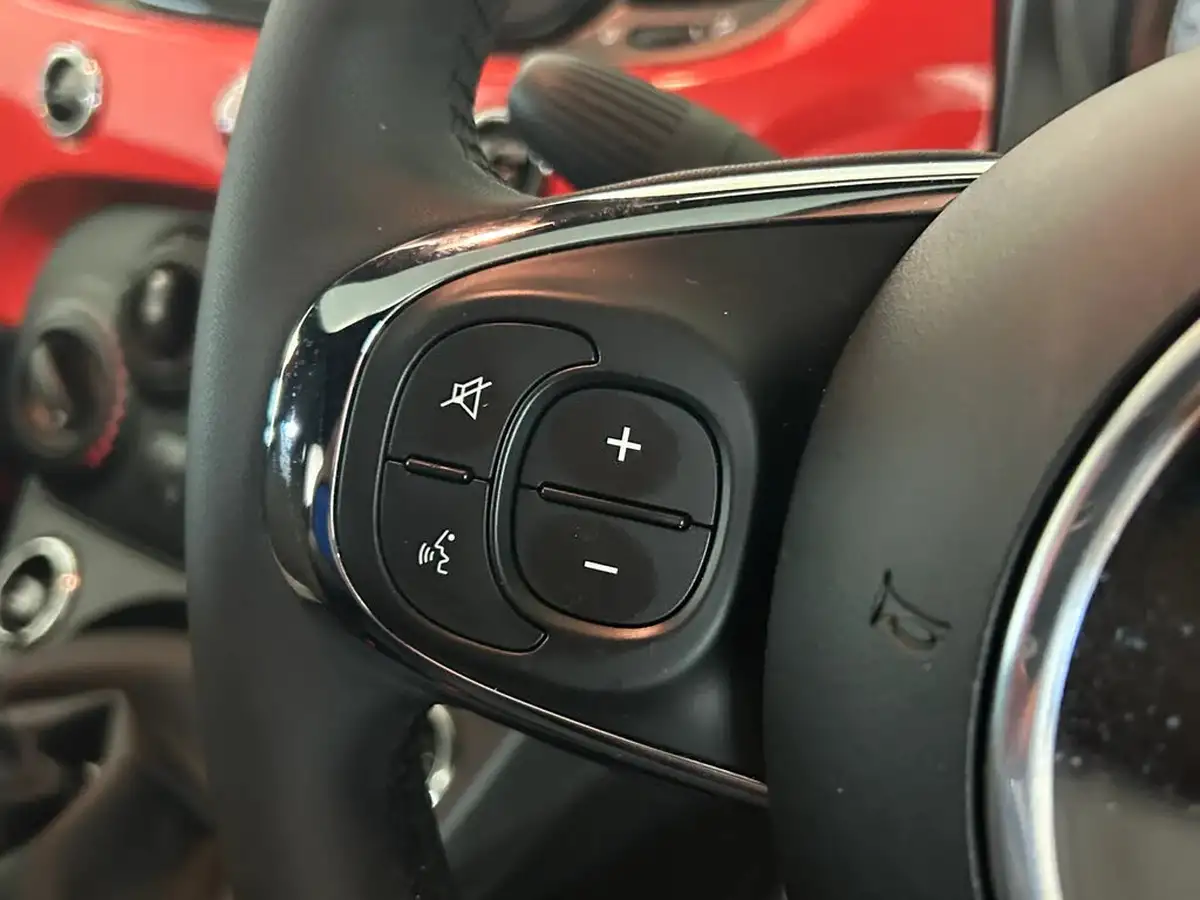 2024-fiat-500-10-big-30