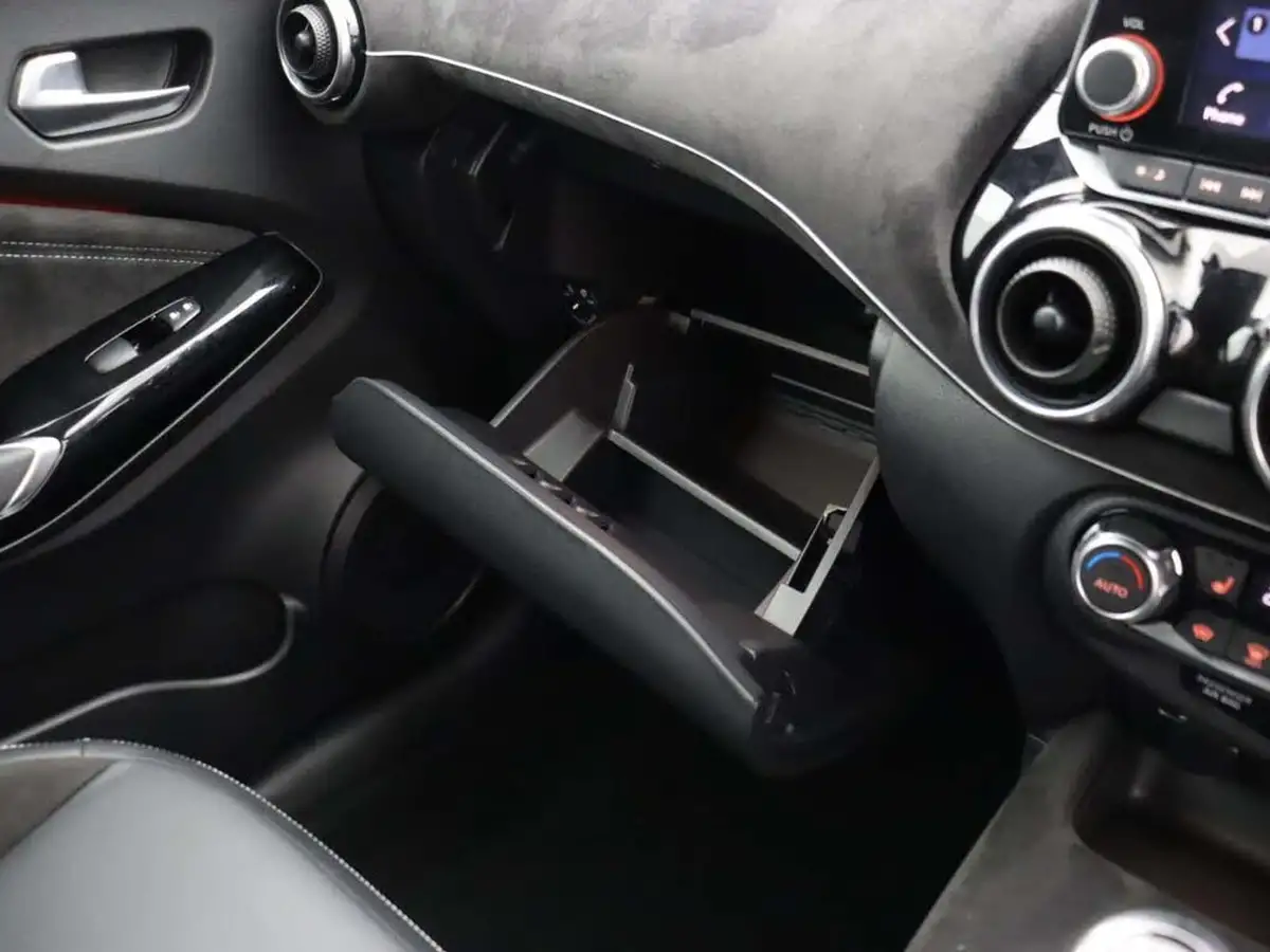 2022-nissan-juke-10-dig-t-tekna-big-47