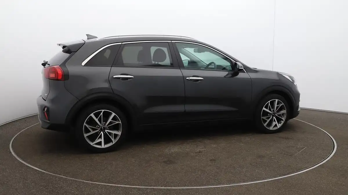 2022-kia-niro-16-gdi-3-156kwh-big-52