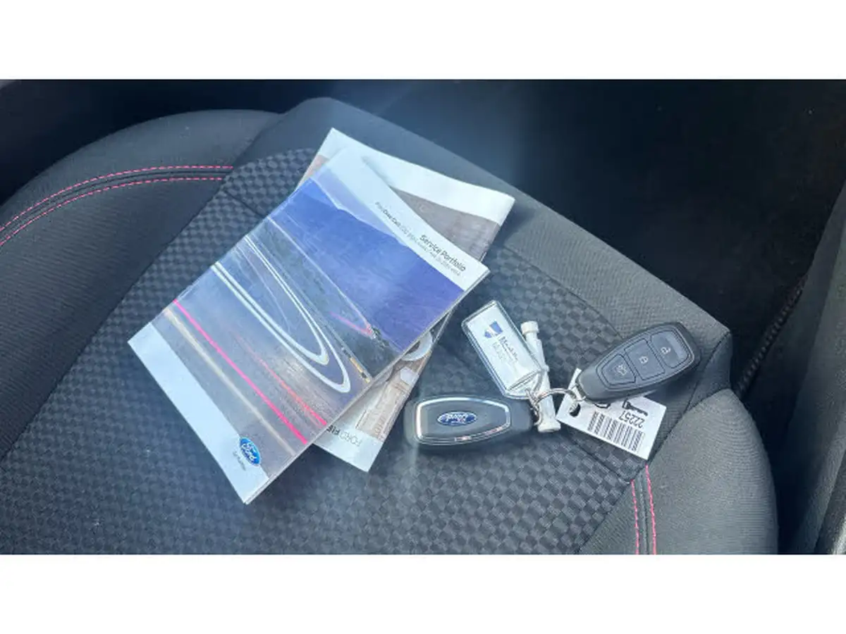 2018-hyundai-kona-16-t-gdi-premium-gt-1-tone-roof-big-18
