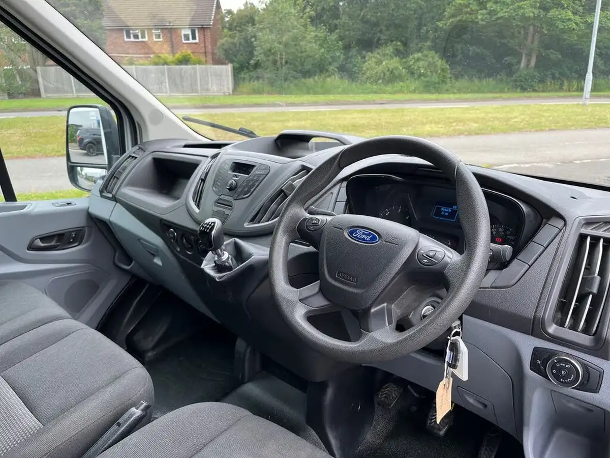 2019-ford-transit-20tdci-350-l3h1-130pseu6-rwd-srw-luton-big-5