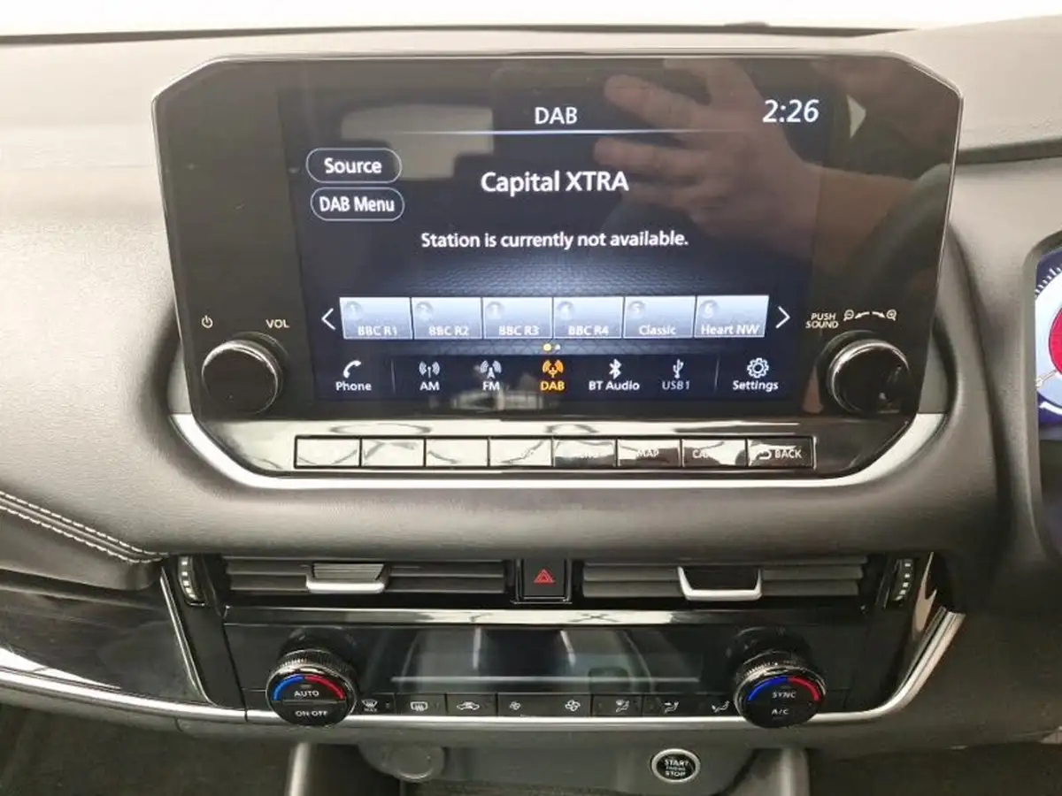 2022-nissan-qashqai-13-dig-t-n-connecta-160ps-auto-big-9