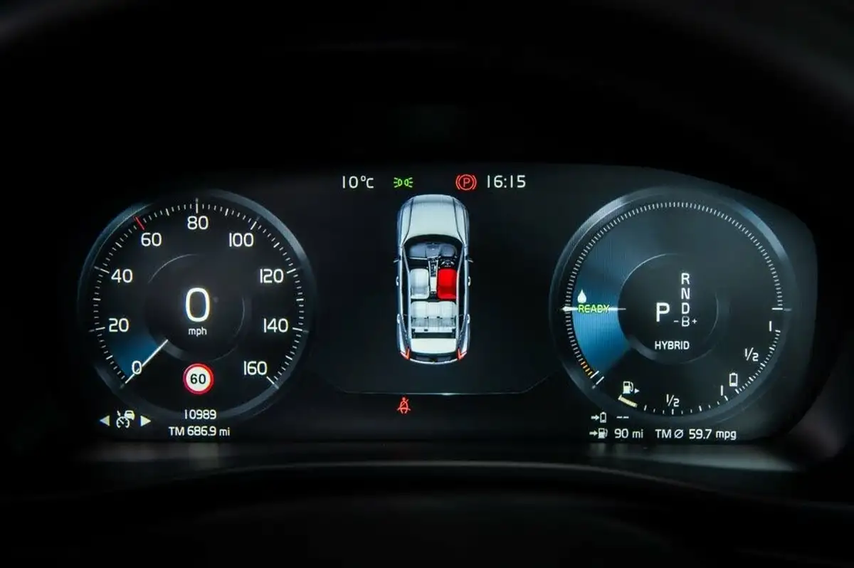 2023-volvo-xc40-15-t5-ultimate-dark-big-25