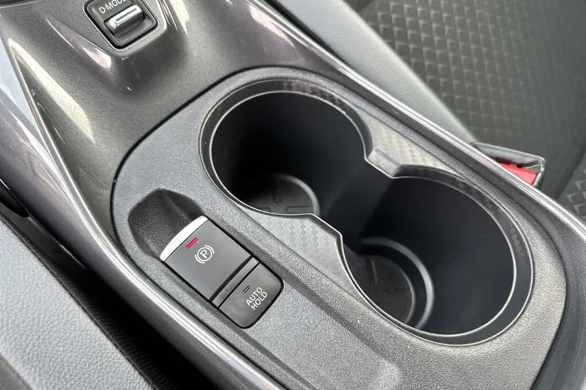 2023-nissan-juke-10-dig-t-n-connecta-dct-big-9