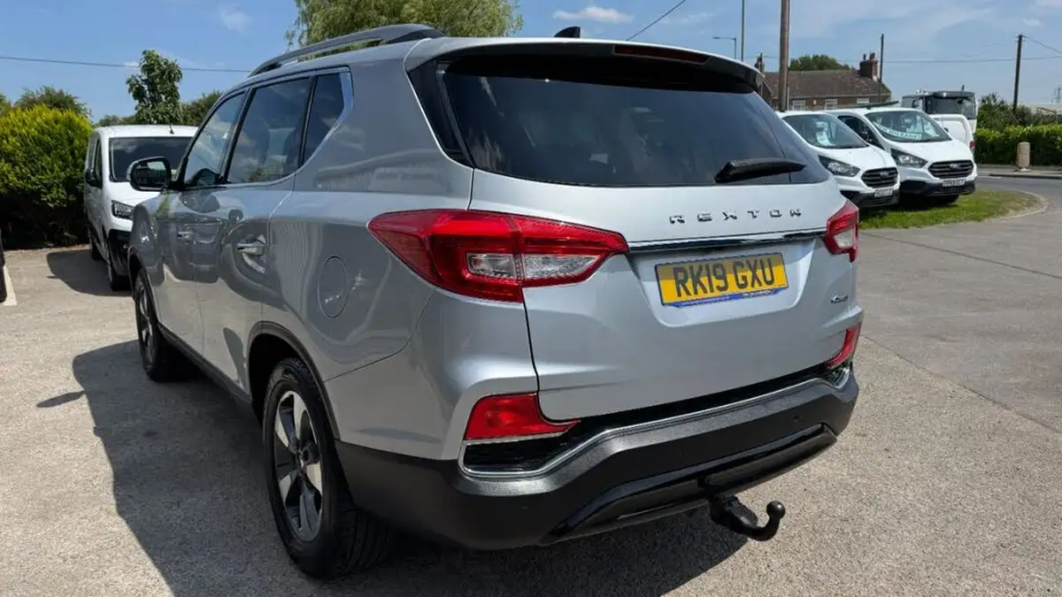 2019-kgm-ssangyong-rexton-22td-elx-t-tronic-big-22