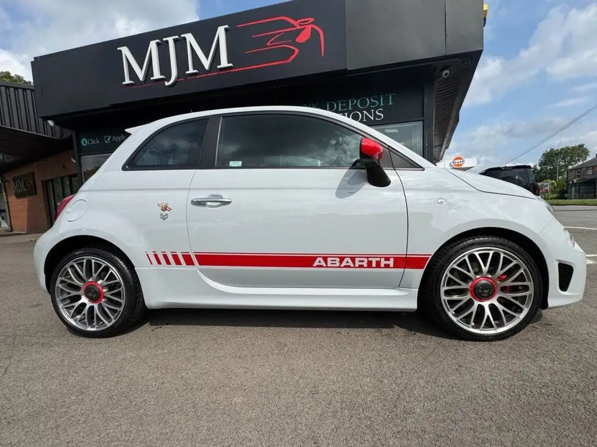 2022-abarth-595-14-tjet-145ps-big-9