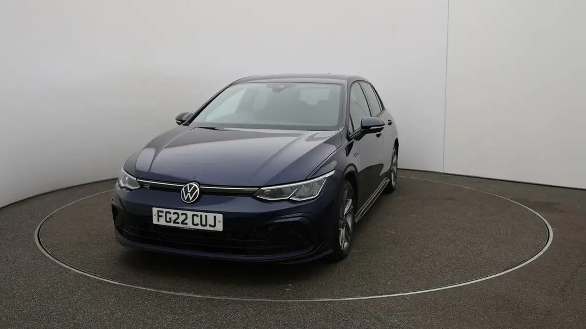 2022-volkswagen-golf-15-etsi-r-line-150ps-hatchback-big-38