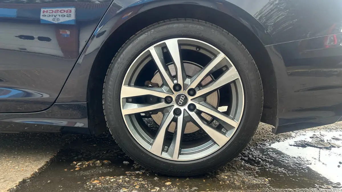 2020-audi-a6-saloon-20-50-tfsi-e-s-line-big-18