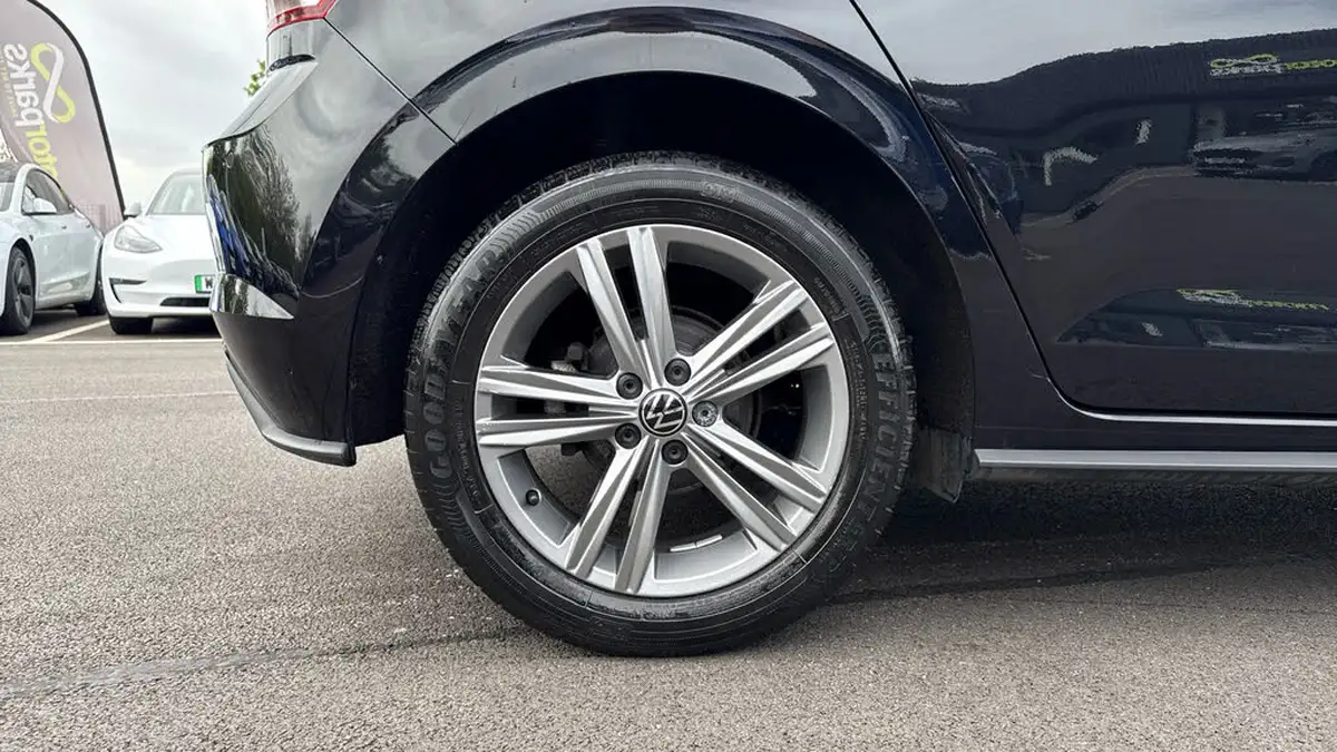 2021-volkswagen-polo-10-tsi-r-line-110ps-dsg-big-18