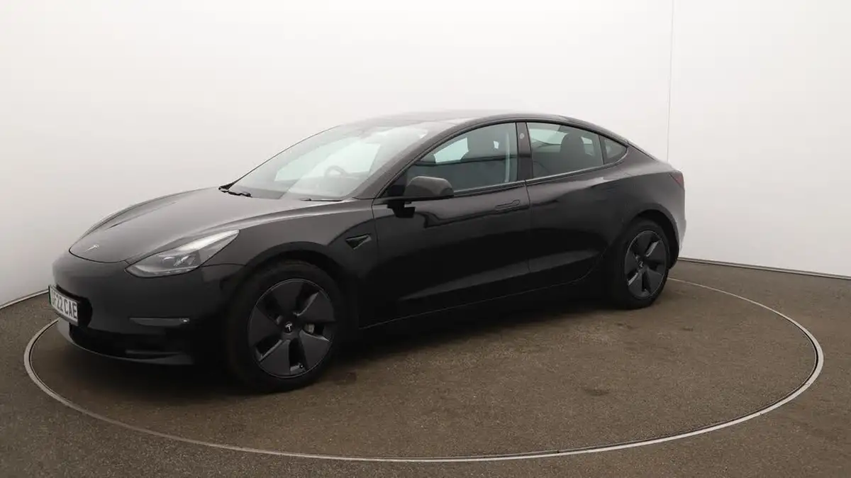 2022-tesla-model-3-e-long-range-big-59
