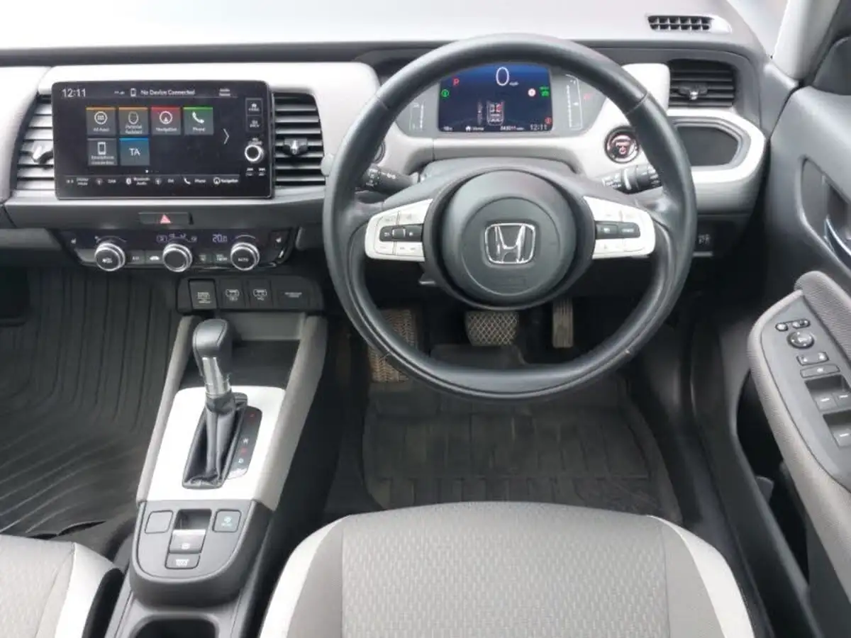 2021-honda-jazz-15-i-mmd-crosstar-ex-109ps-two-tone-big-6