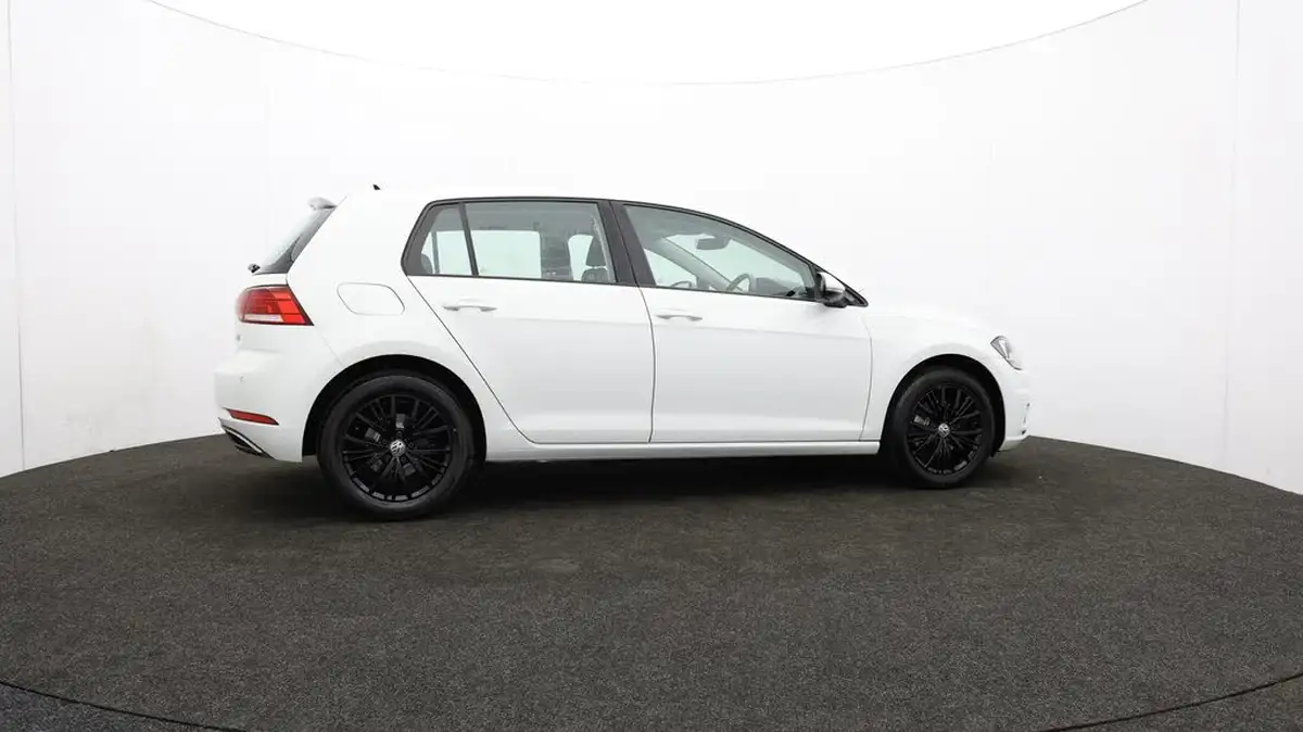 2017-volkswagen-golf-14-tsi-se-ss-hatchback-5d-big-40