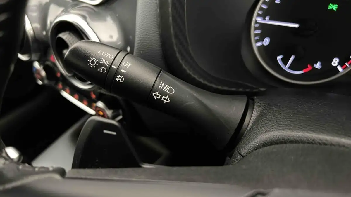 2020-nissan-juke-10-dig-t-tekna-117ps-dct-big-42