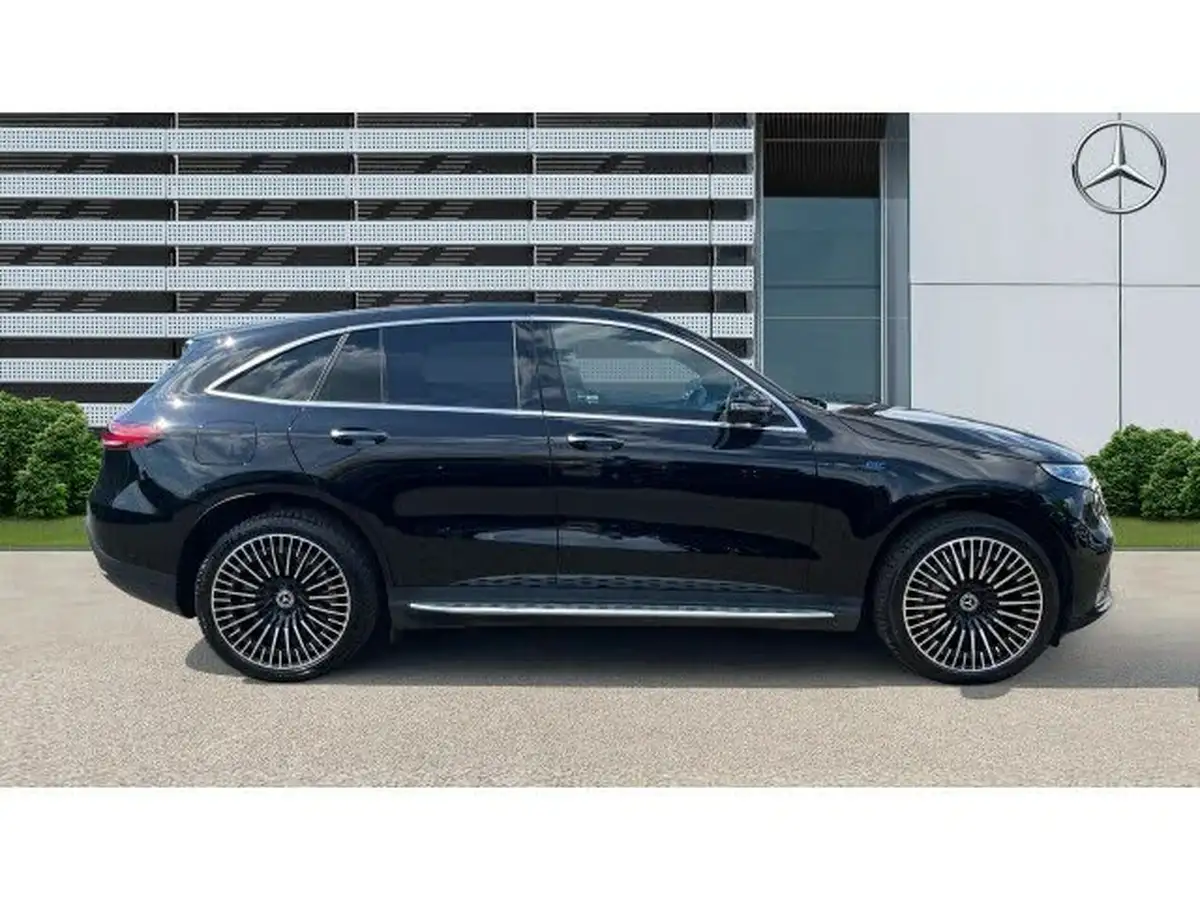 2022-mercedes-benz-eqc-e-eqc-400-amg-line-premium-big-4