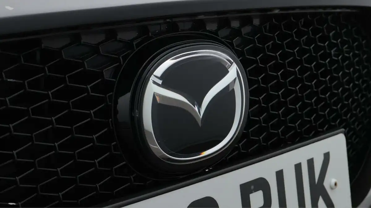 2022-mazda-mazda3-20-se-l-big-23