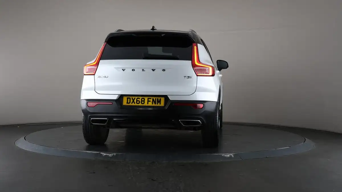 2018-volvo-xc40-15-t3-r-design-pro-big-72