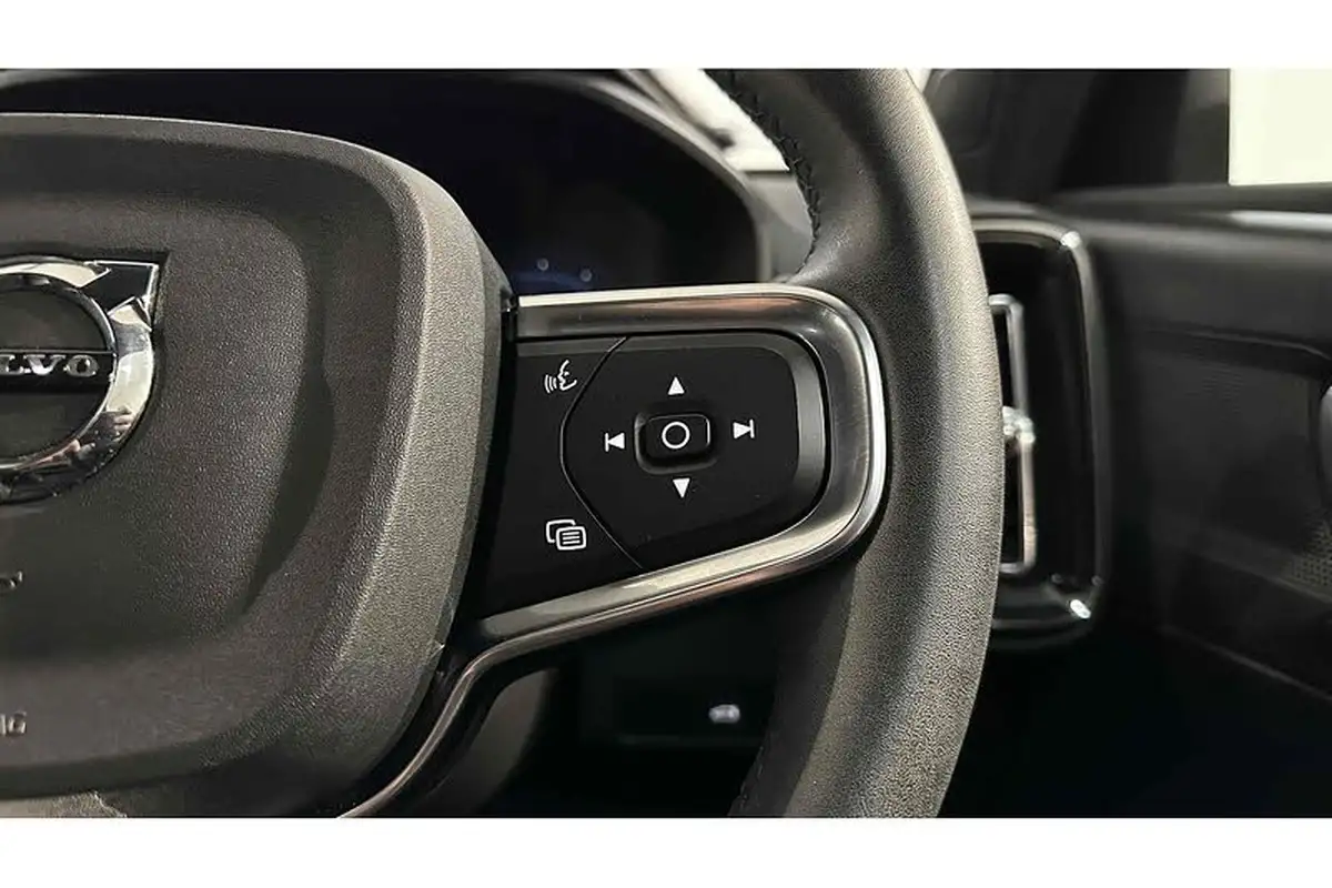 2023-volvo-c40-e-recharge-plus-228bhp-big-38