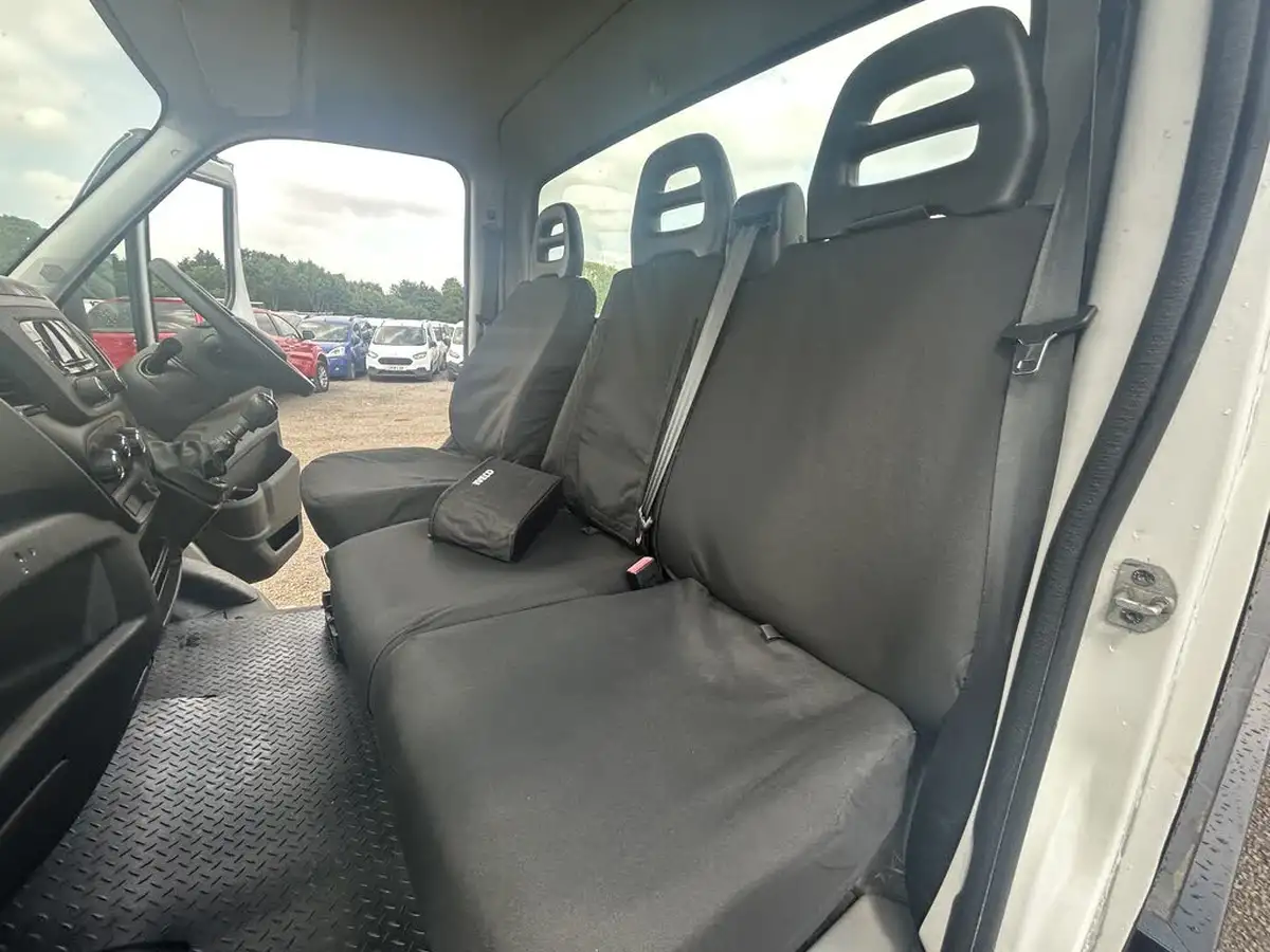 2019-iveco-daily-s-class-23td-35s14-3450-eu6-chassis-cab-hi-matic-big-8