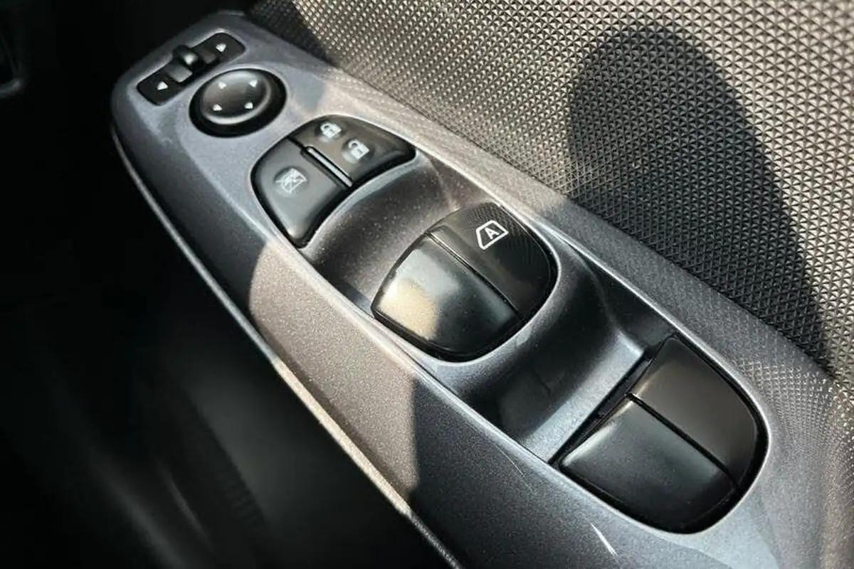 2020-nissan-juke-10-dig-t-acenta-117ps-big-15