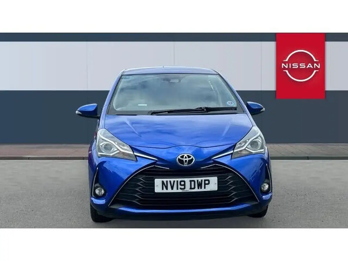 2019-toyota-yaris-15-vvt-i-icon-tech-111bhp-1496cc-big-2