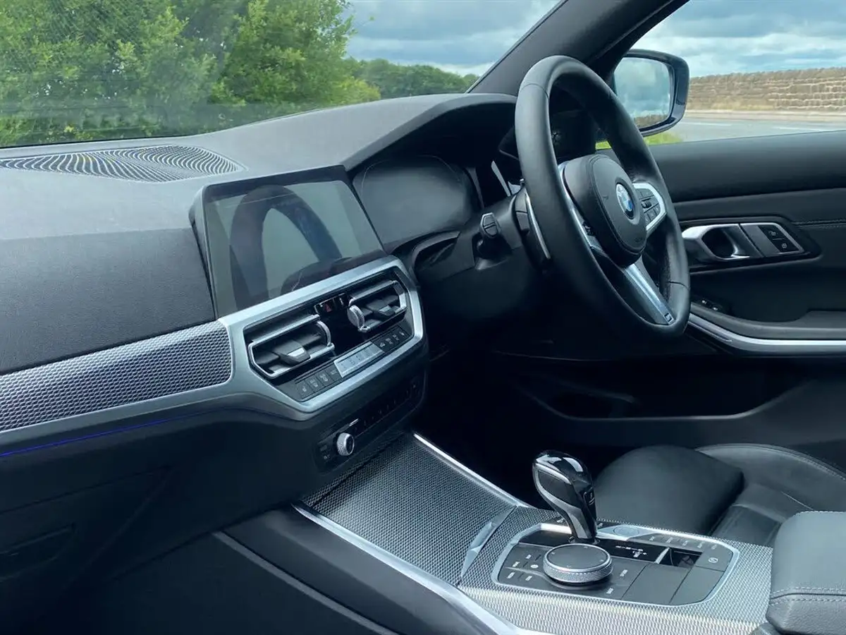 2021-bmw-3-series-20-320i-m-sport-saloon-4d-big-20