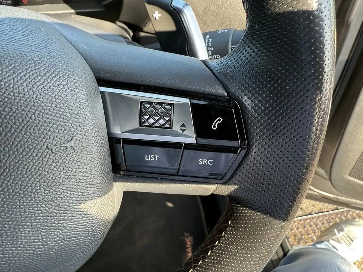 2022-ds-ds-3-crossback-12-puretech-performance-line-130ps-big-28