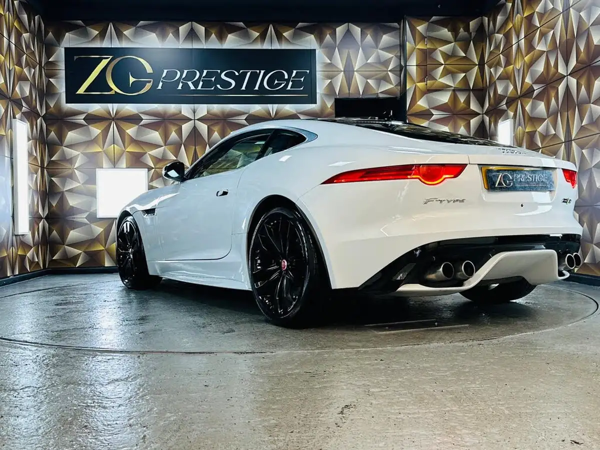 2016-jaguar-f-type-50-v8-sc-r-awd-coupe-big-35