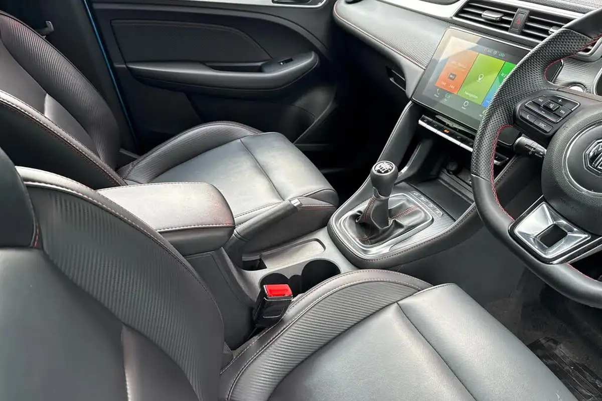 2024-mg-zs-suv-10t-gdi-exclusive-big-11