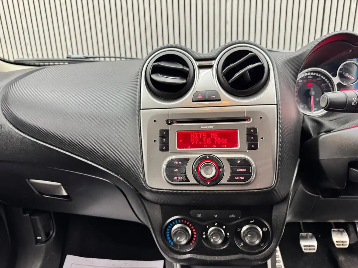 2009-alfa-romeo-mito-14-veloce-155bhp-big-21