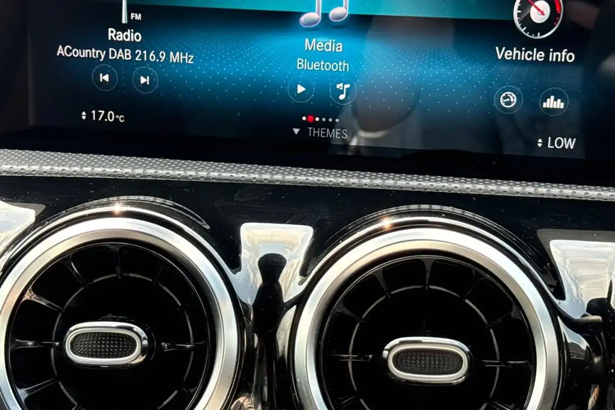 2018-mercedes-benz-a-class-15d-a180d-sport-116ps-executivess-hatchback-5d-7g-dct-big-40